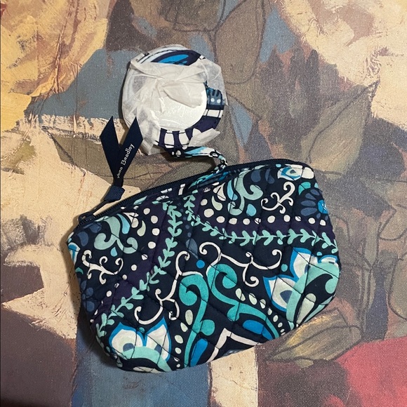 Pouch - Picture 2 of 3